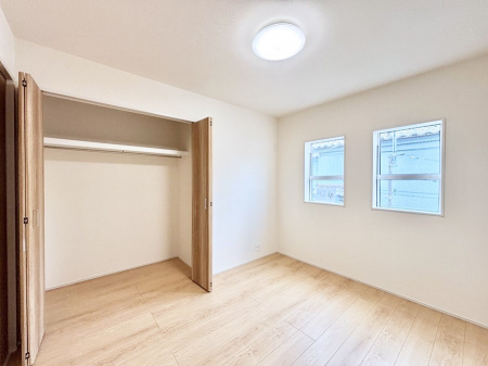 �q�������@�q�������ɂ��������߂Ȏ��[�X�y�[�X�����Ղ�̋���