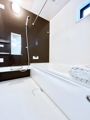 �����@����̔�������Ă���閾�邢�������̂���o�X���[��  �@