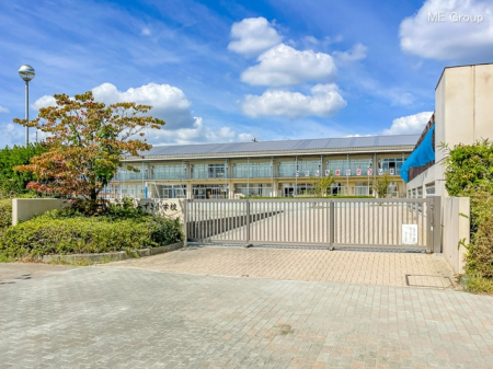 ���ӊ��@���w�Z 900m ��c�s���݂������w�Z