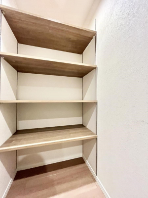 ���̑����ρ@�L�����[�B�|�������G�߂̏��������[���邱�Ƃ��ł��܂��B