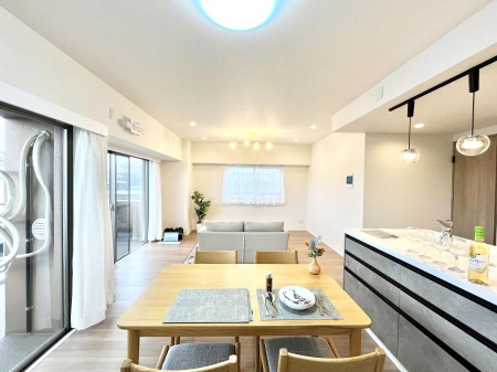 ���̑����ρ@�Ƒ������R�ƏW�܂�e���̃X�y�[�X�ɂȂ肻��  