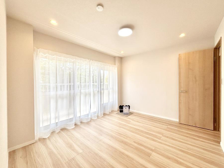 ���̑����ρ@�o���R�j�[���J�������v���X���Ă����m��  