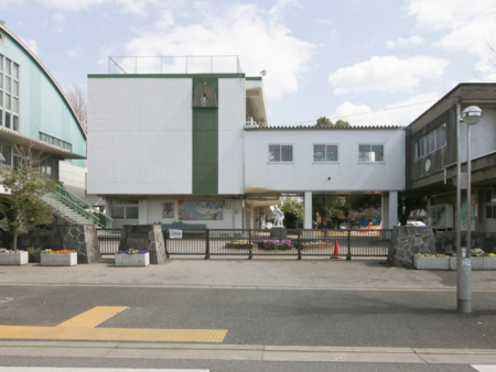 ���ӊ��@���w�Z 1200m �����s�����c�䏬�w�Z