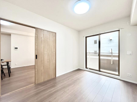 ���̑����ρ@�o���R�j�[���J�������v���X���Ă����m��  