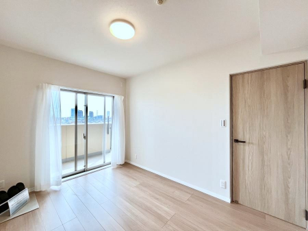 ���̑����ρ@�o���R�j�[���J�������v���X���Ă����m��  