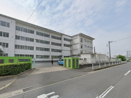 ���ӊ��@���w�Z 210m �O���s�����؏��w�Z