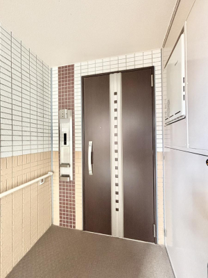 ���ց@���փh�A    �@ 