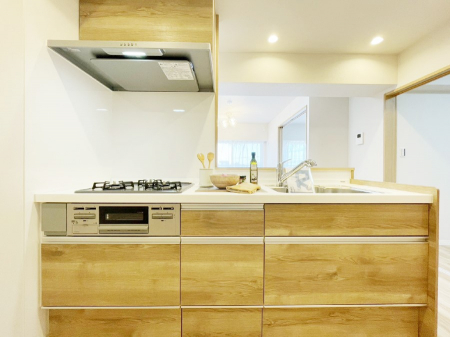 �L�b�`���@�������������I�ɁA�y�����I�V�X�e���L�b�`��