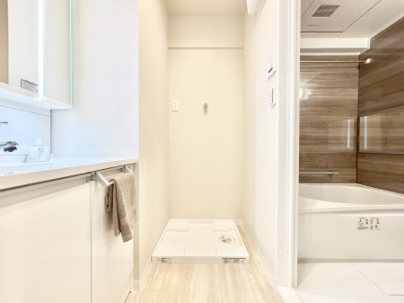 ���ʑ�E���ʏ��@��Ƃ�̐��ʃX�y�[�X�Œ��̐g�x�x�����N���N  