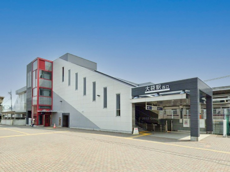 ���ӊ��@�w 300m ��܉w