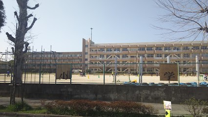 ���ӊ��@���w�Z 380m �D���s���K�u����񏬊w�Z
