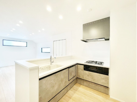 �L�b�`���@��Ɠ������X���[�Y��L���^�L�b�`��