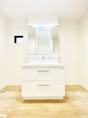 ���ʑ�E���ʏ��@���[�͂Ƌ@�\���ɗD�ꂽ���ʉ��ϑ�