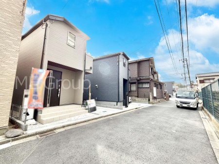 ���n�O�ώʐ^�@�O�ʓ��H�͂�����Ɛ�������Ă��܂�  