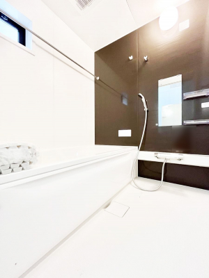 �����@����̔�������Ă���閾�邢�������̂���o�X���[��