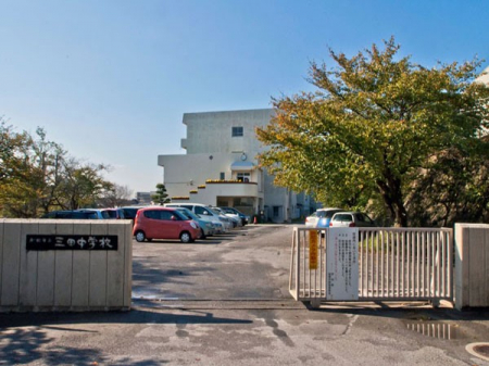 ���ӊ��@���w�Z 930m �D���s���O�c���w�Z