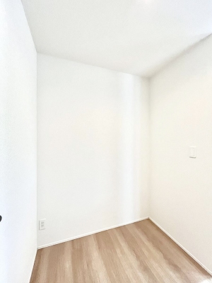 ���̑����ρ@�L�b�`���ɂ̓p���g���[�I�H�ނ̃X�g�b�N�͂������A���p�i�̎��[�Ȃǎg�����͂��낢��I