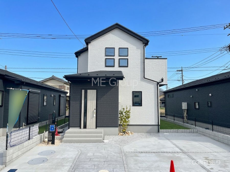 ���n�O�ώʐ^�@�������ꂽ�O�ρA�㎿�ȏZ��Ԃ��L���鎺���͉i�����S���ĉ߂�����Z���ł��B �@