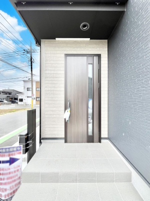 ���ց@��؂ȉƑ��A���q���o�}���錺�ցB