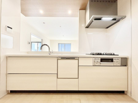 �L�b�`���@�������������I�ɁA�y�����I�V�X�e���L�b�`��