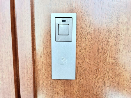 ���̑��@�X�}�[�g�ɊJ���ł���d�q�L�[