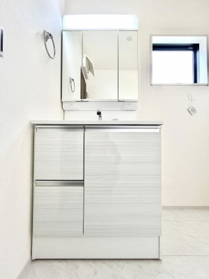 ���ʑ�E���ʏ��@�傫�����₷���O�ʋ��Ő�����������ʑ�́A�g�����Ȃ݃`�F�b�N�┧�̂������ɂ������߂ł��B 