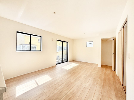 ���̑����ρ@�Ƒ��̏Ί炪���R�Ɛ��܂�Ă���A����ȕ��͋C�̃_�C�j���O�Ɏd�オ���Ă��܂� 