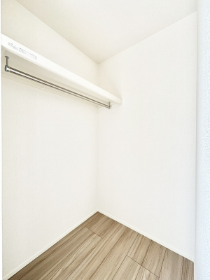 ���̑��@�G�߂̈ߗނ��X�b�L�����[�I��e�ʂ̎��[�͂����͓I��WIC�t���ł��B