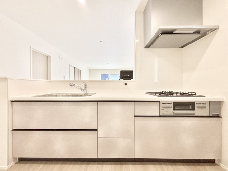 �L�b�`���@�������������I�ɁA�y�����I�V�X�e���L�b�`��  