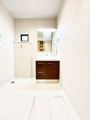 ���ʑ�E���ʏ��@���[�͂Ƌ@�\���ɗD�ꂽ���ʉ��ϑ�