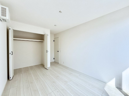 �q�������@�q�������ɂ��������߂Ȏ��[�X�y�[�X�����Ղ�̋���