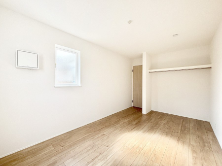 �Q���@�g���₷���`�Ńx�b�g��Ƌ�̒u�����ɂ����邱�Ƃ�����܂���B   