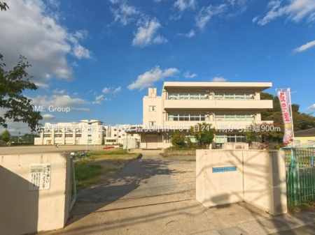 ���ӊ��@���w�Z 900m ��������������񏬊w�Z