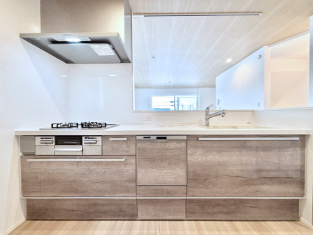 �L�b�`���@�������������I�ɁA�y�����I�V�X�e���L�b�`��  