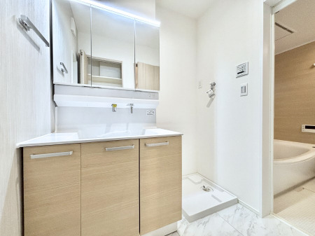 ���̑��@�������̂�����K��Ԃł��B�����̐g�x�x���C�����ǂ����g�������܂��B 