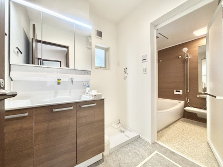 ���̑��@���������Ă���̂Ŏ��C�̑����ꏊ�ł����C���\���s���܂��B�����̐g�x�x���C�����ǂ��I