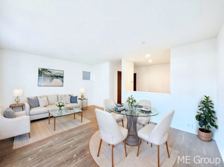 ���r���O�@�Ƒ��̘a�₩�ȉ�b���������Ă������B�J�����̂��郊�r���O�ł��B���Ƌ��CG�ł�  