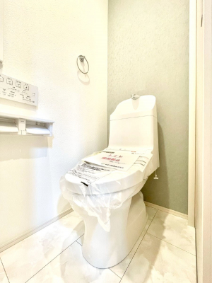 �g�C���@�g�C����1�K��2�K���ꂼ��ɔz�u����Ă��ĂƂĂ��֗��ł��B 