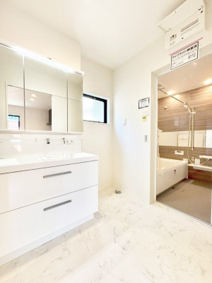 ���̑��@�g�x�x���X���[�Y�ɂ����Ȃ���E�ߏ�B  