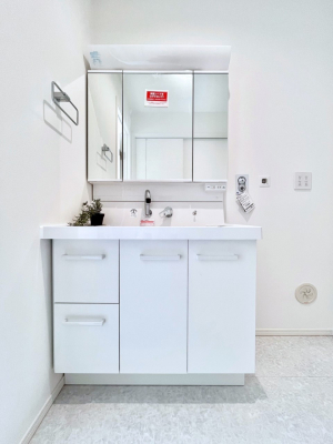 ���ʑ�E���ʏ��@�傫�����₷���O�ʋ��Ő�����������ʑ�́A�g�����Ȃ݃`�F�b�N�┧�̂������ɂ������߂ł��B 