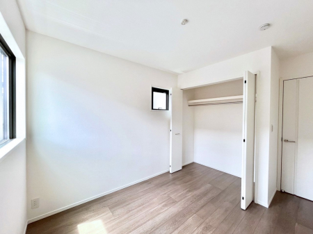 �q�������@�q�������ɂ��������߂Ȏ��[�X�y�[�X�����Ղ�̋���