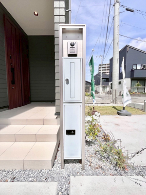 ���̑��@�\�D�E�C���^�[�z���E�|�X�g�E��z�a�n�w���ЂƂɏW��B�G���g�����X�ɂȂ��ރV���v���f�U�C���B