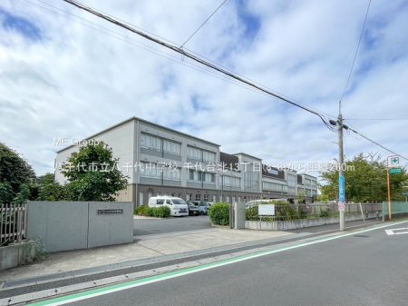 ���ӊ��@���w�Z 260m �����s������㒆�w�Z