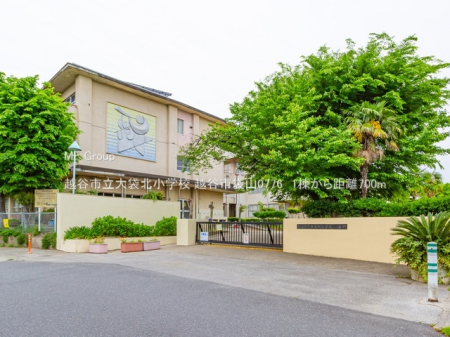 ���ӊ��@���w�Z 700m �z�J�s����ܖk���w�Z