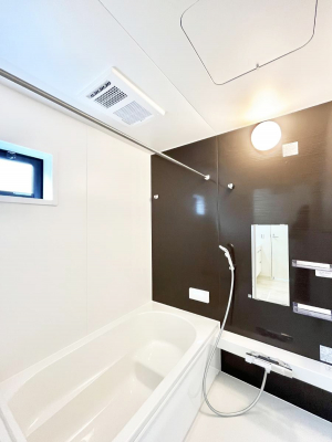 �����@�������������͋C�ł�����肨��������������o�X���[��