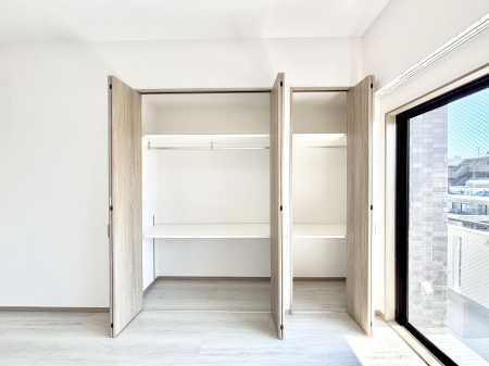 ���[�@�����Ղ�̎��[�X�y�[�X�ł��ł��Z��Ԃ��X�b�L���ۂĂ���