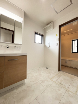 ���̑��@���������Ă���̂Ŏ��C�̑����ꏊ�ł����C���\���s���܂��B�����̐g�x�x���C�����ǂ��I