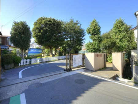 ���ӊ��@���w�Z 852m �D���s���Øa�����w�Z