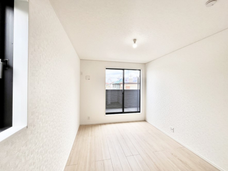 ���̑����ρ@�o���R�j�[���J�������v���X���Ă����m��