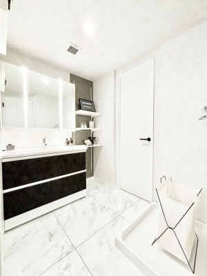 ���ʑ�E���ʏ��@������������ʉ��ώ��Œ��̐g�x�x�����K